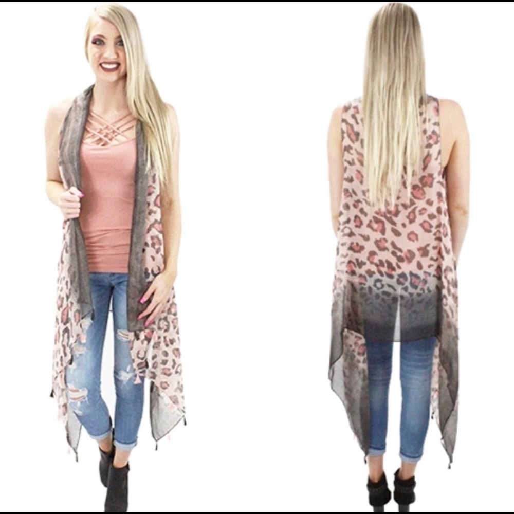 Beautiful leopard vest. Brand new